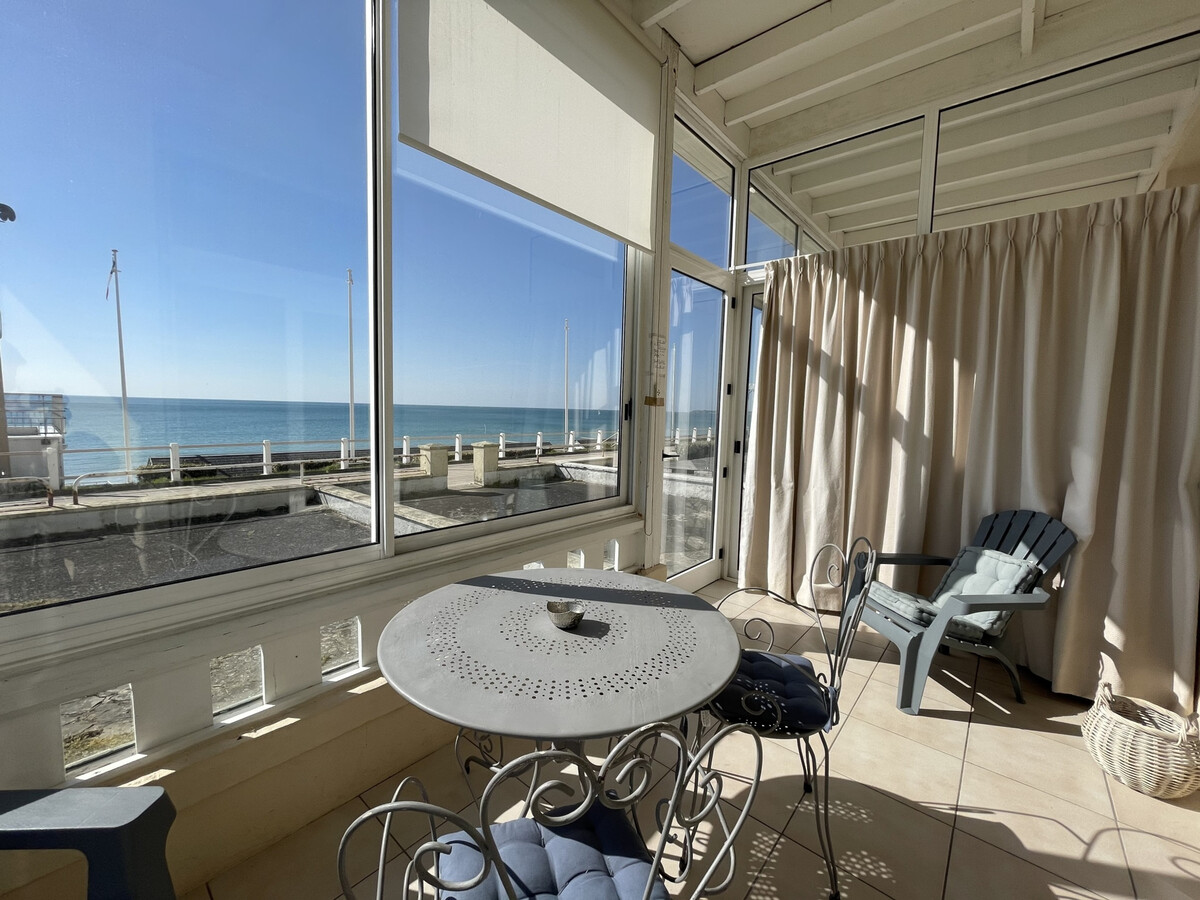 Duplex 50m plage à Jullouville, jardin privatif - Photo 4