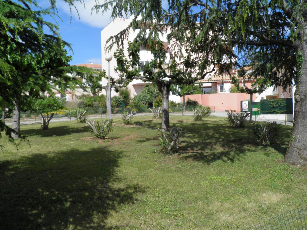 Appartement 30 m² à Sète, 500 m plage, terrasse privée - Photo 8