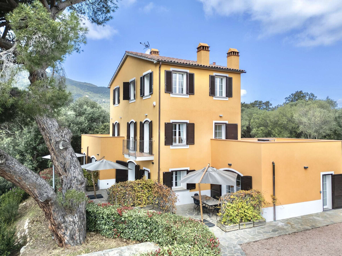 LA TOUR 1 : Appartement 3 chambres avec piscine à Ajaccio - Photo 3
