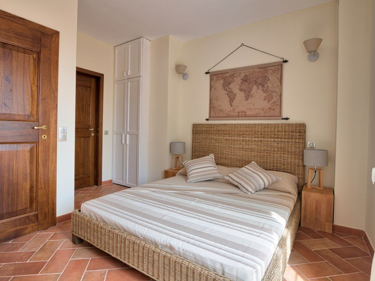 LA TOUR 1 : Appartement 3 chambres avec piscine à Ajaccio - Photo 6