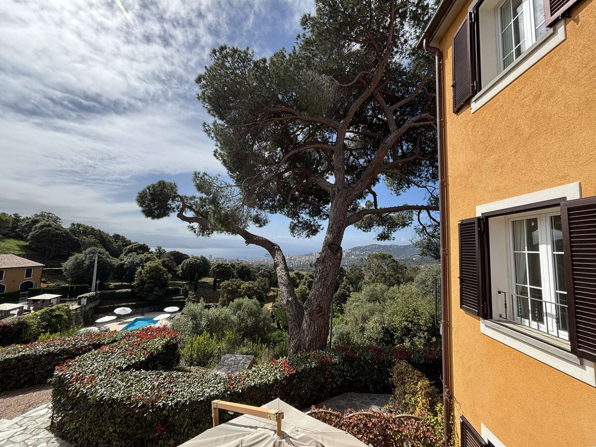 LA TOUR 1 : Appartement 3 chambres avec piscine à Ajaccio - Photo 17