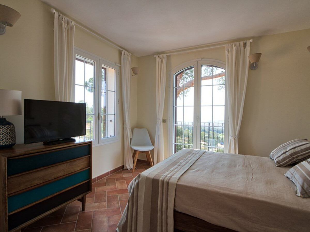 LA TOUR 2 - Appartement 4 chambres avec piscine à Ajaccio - Photo 9