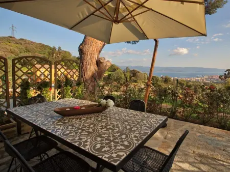 Location appartement à Ajaccio, Appartement calme avec piscine, 5 pièces 8 couchages - Ajaccio, Corse du Sud