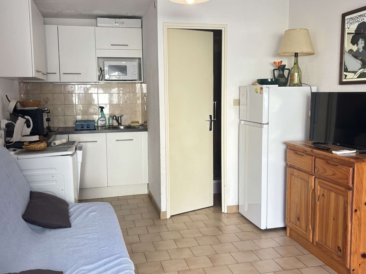 T2 cabine avec terrasse fermée à Marseillan-Plage - Photo 9