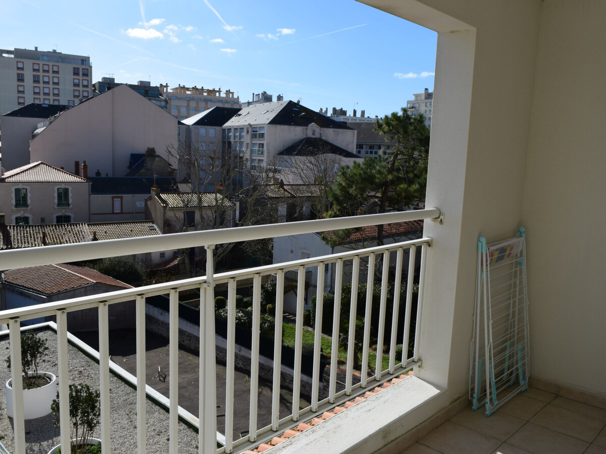 Appart. 2 étoiles garage et balcon face mer aux Sables-d'Olonne - Photo 13