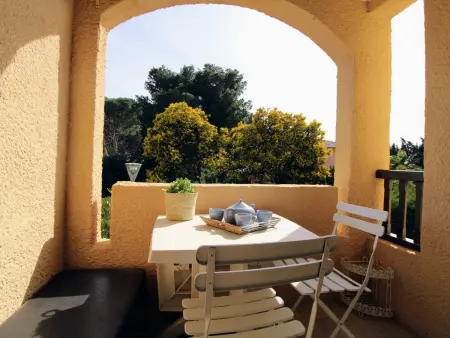 Location appartement à Saint Cyprien, Saint Cyprien - T2 avec Balcon, Climatisation et Parking