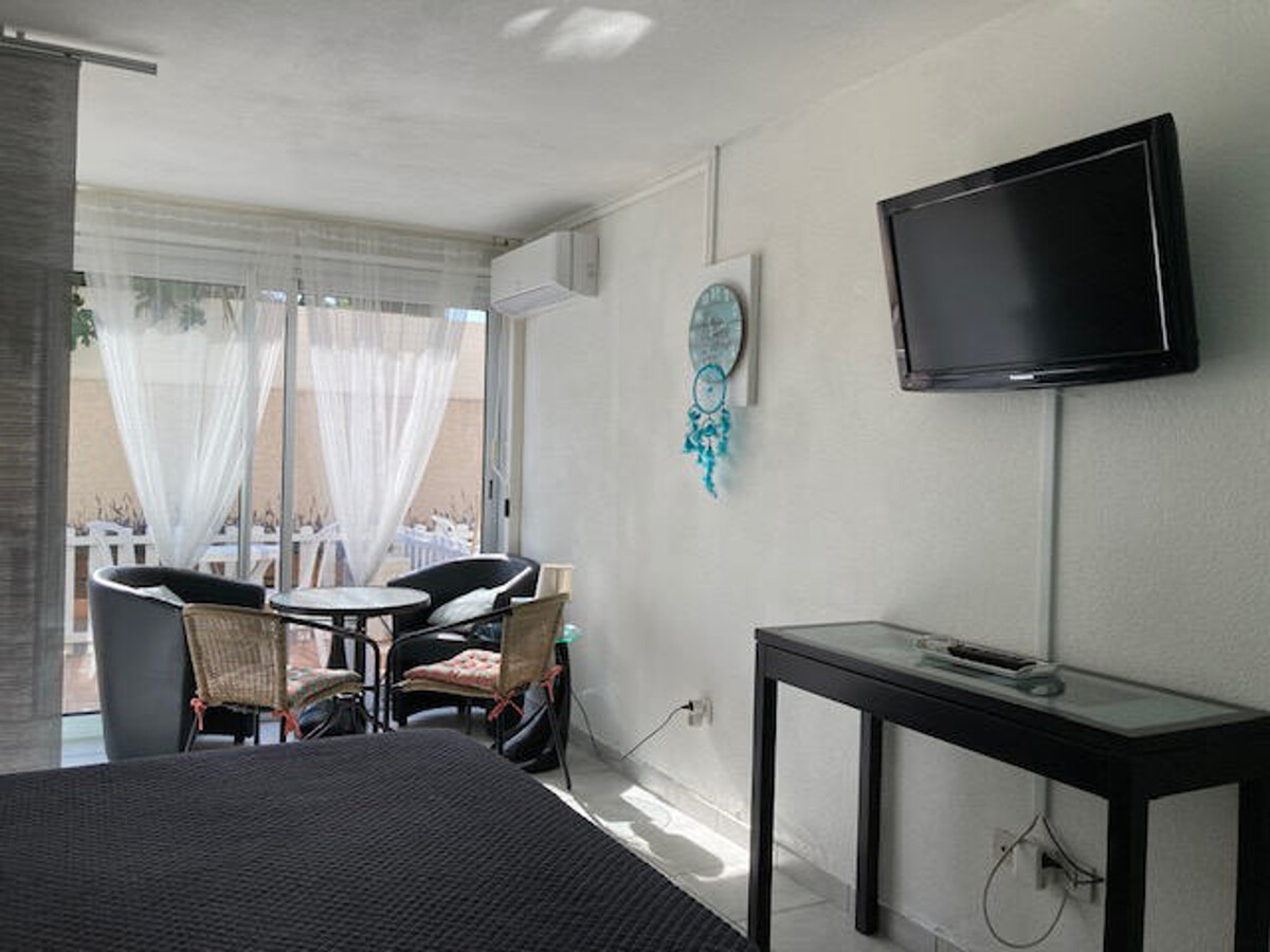 Studio climatisé 2 pers. avec terrasse et piscine à Agde - Photo 5