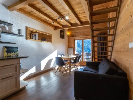 Location appartement à Méribel, Charmant duplex 8 pers. skis aux pieds à Méribel Mottaret, balcon, cuisine équipée, animaux admis