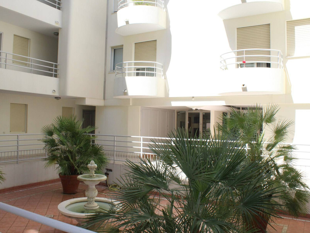 Appartement 3 pièces piscine, 15 min plage à Villeneuve-Loubet - Photo 2