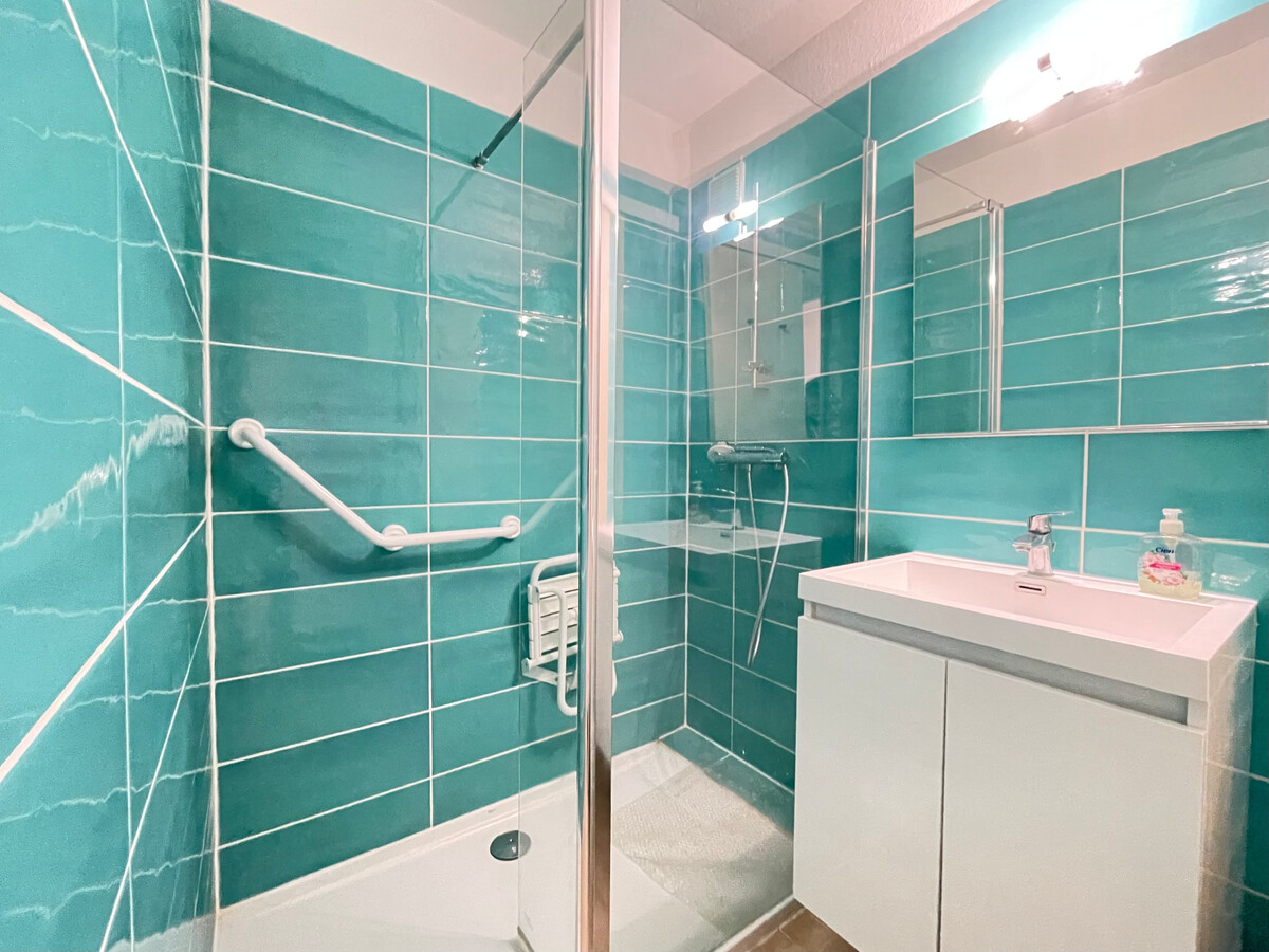 T2 vue mer première ligne à Sète, garage inclus - Photo 7