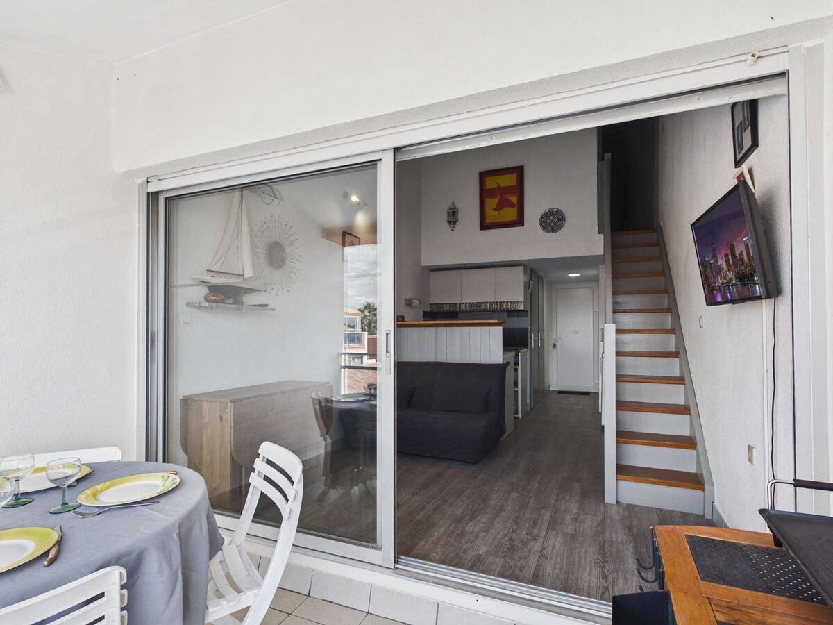 Appartement 2 pièces climatisé 160 m plage, terrasse - Photo 4