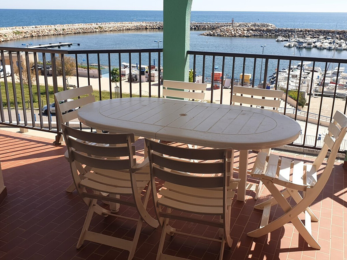 T3 vue mer avec loggia à Argelès-sur-Mer - Photo 1