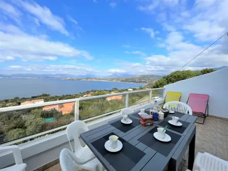Location appartement à Porticcio, Appart. 3 pièces avec terrasse et vue mer à 500m des plages