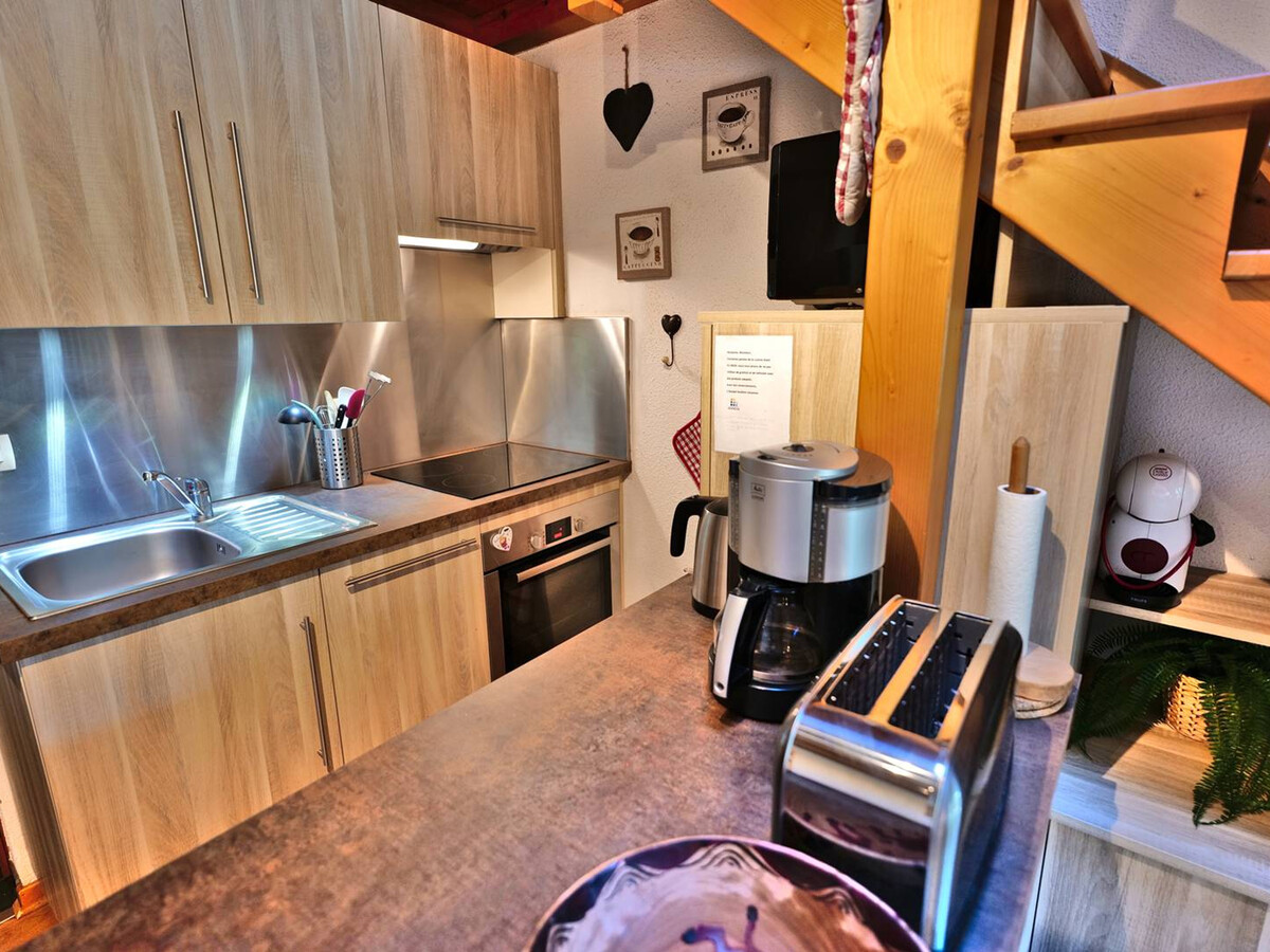 2 pièces + mezzanine 42m², balcon sud, centre village - Photo 10