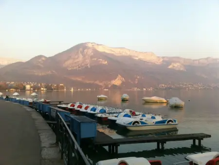 Appartement Coquet Centre Annecy, Parking, Wi-Fi Inclus - Photo 8