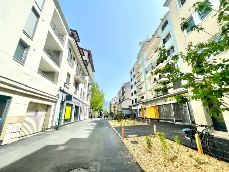 Appartement Coquet Centre Annecy, Parking, Wi-Fi Inclus - Photo 10