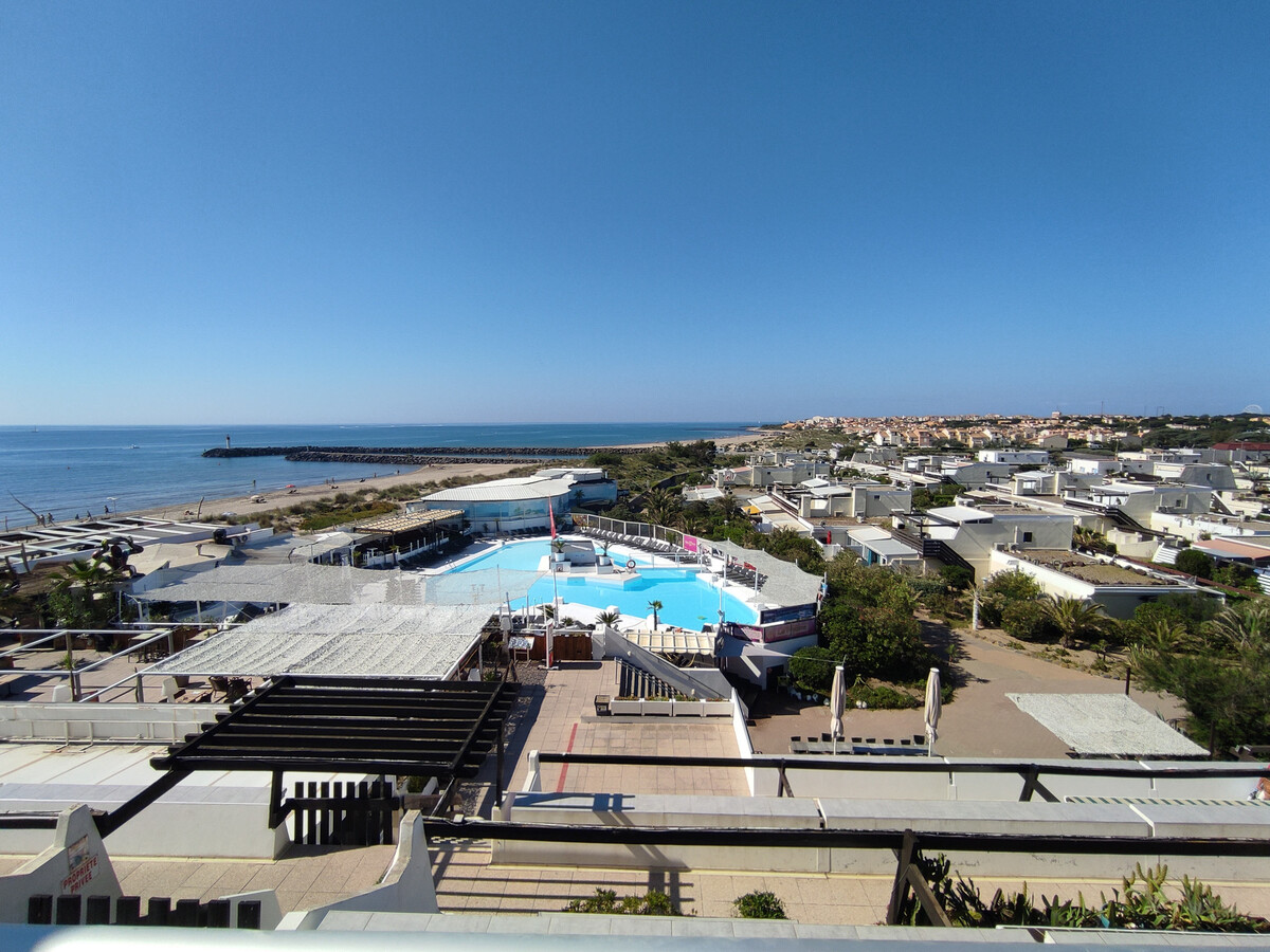 Duplex climatisé 2 personnes, parking privé à Agde - Photo 1