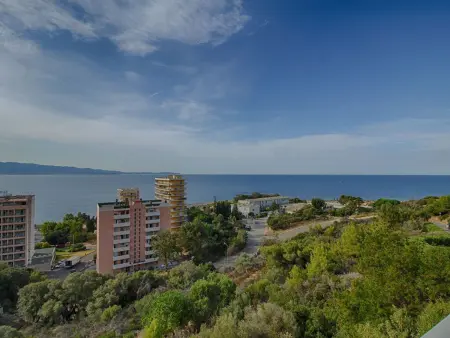 Location appartement à Ajaccio, Appartement climatisé avec terrasse à Ajaccio
