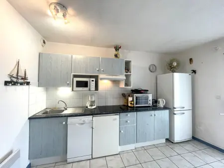 Appartement spacieux pour 6 avec terrasse, parking et animaux admis : photo 4