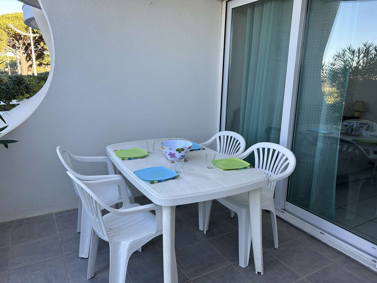 T2 climatisé Port Camargue, terrasse vue mer et jardin - Photo 5