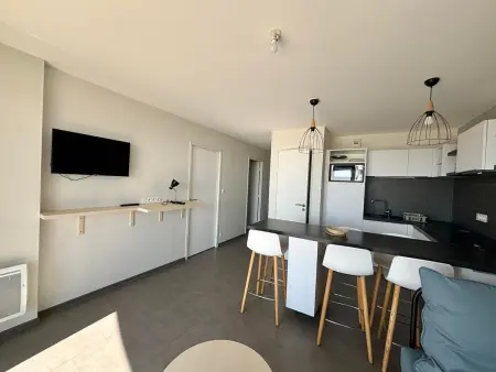 Appartement 56m² front de mer, piscine chauffée, parking : photo 15