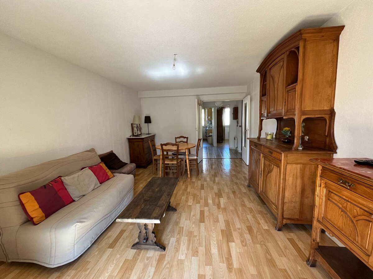 T2 centre-ville Barcelonnette, balcon sur le parc - Photo 1