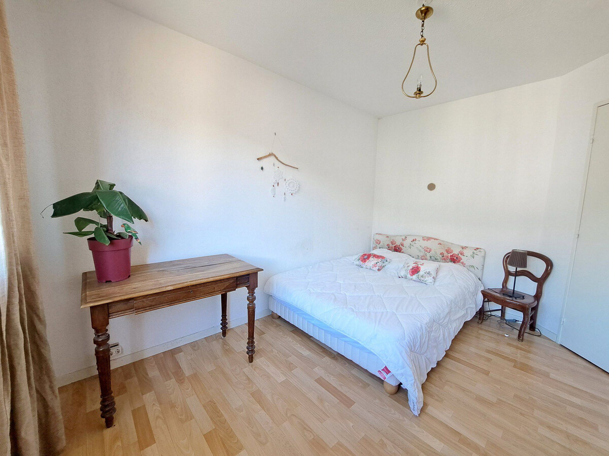 T2 centre-ville Barcelonnette, balcon sur le parc - Photo 9