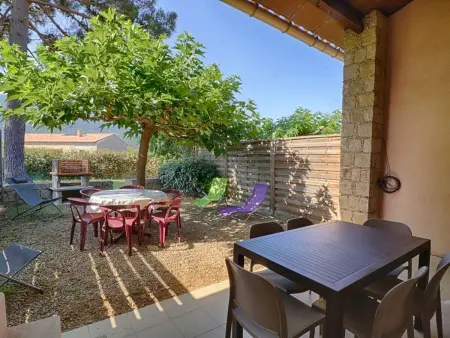 Location appartement à Calcatoggio, Appartement 3 pièces avec jardin, proche plage, calme absolu, 6 couchages – Calcatoggio