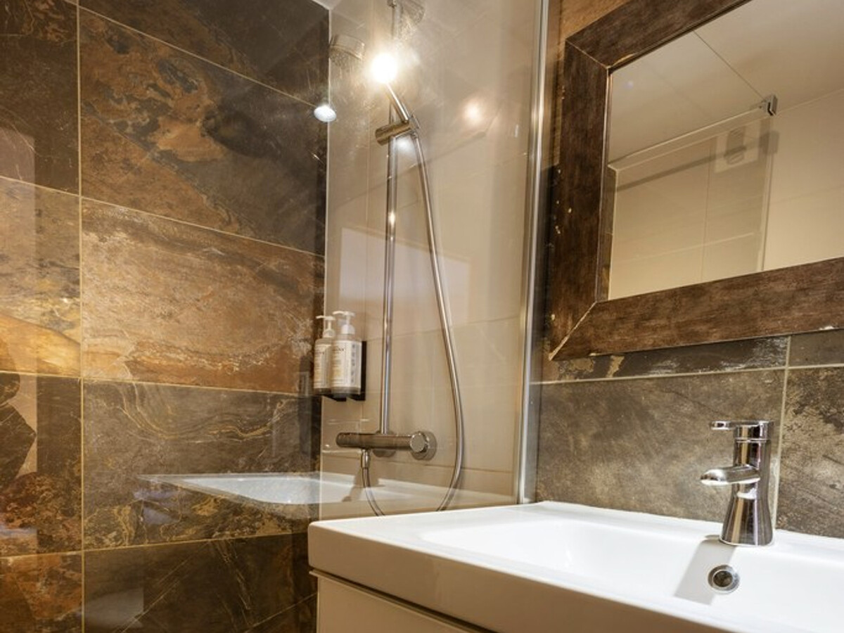 Duplex 12 pers, 5 chambres, terrasse Sud 70m² à Valloire - Photo 14