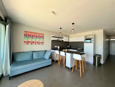 Appartement 6 pers face mer, piscine chauffée et accès plage direct : photo 16