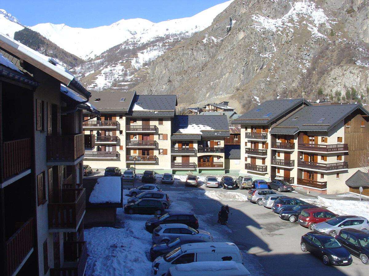 Appartement 2 pièces cabine Valloire, balcon Ouest et parking - Photo 12