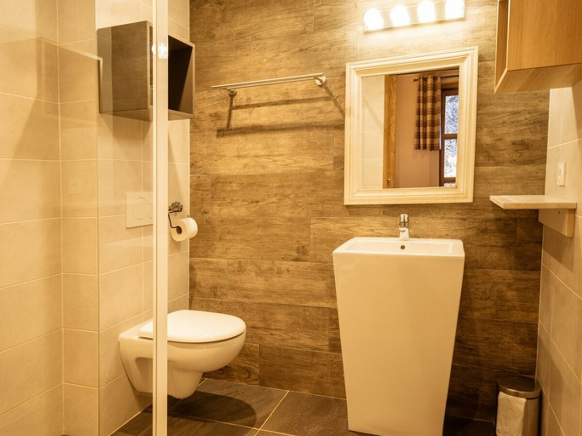 Appartement 8 pers, 3 chambres, terrasse 100m² à Valloire - Photo 10