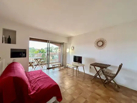 Studio avec Piscine, Parking et Terrasse à Sainte-Maxime : photo 6