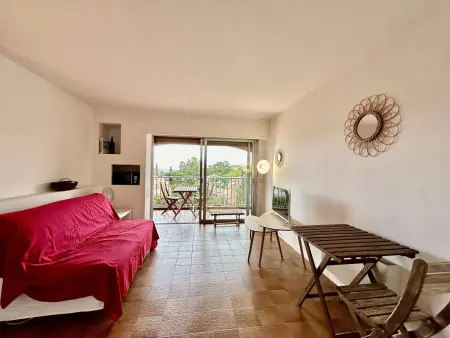 Studio avec Piscine, Parking et Terrasse à Sainte-Maxime : photo 7