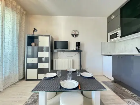 Location appartement à Sète, Joli studio-cabine moderne à 300m de la plage