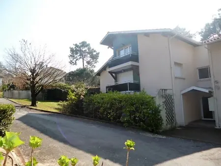 T2 cabine avec grande terrasse sans vis à vis, parking privatif, à 100m des plages - Photo 12