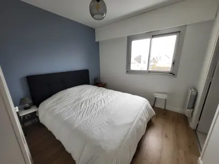 Appartement T2 face plage avec balcon, cuisine équipée et TV - Photo 9