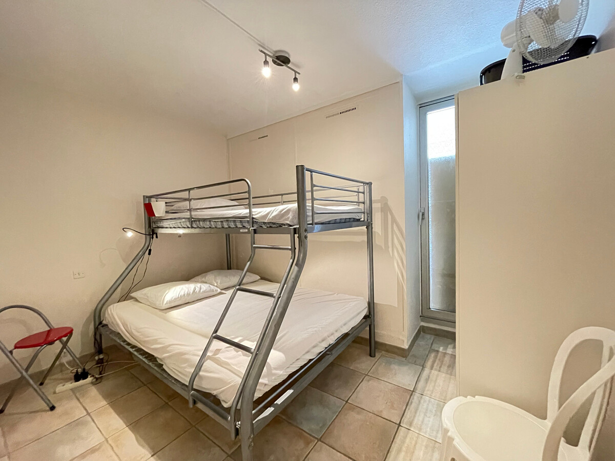 Appartement 2 pièces, véranda 24 m², vue marina à Sète - Photo 6