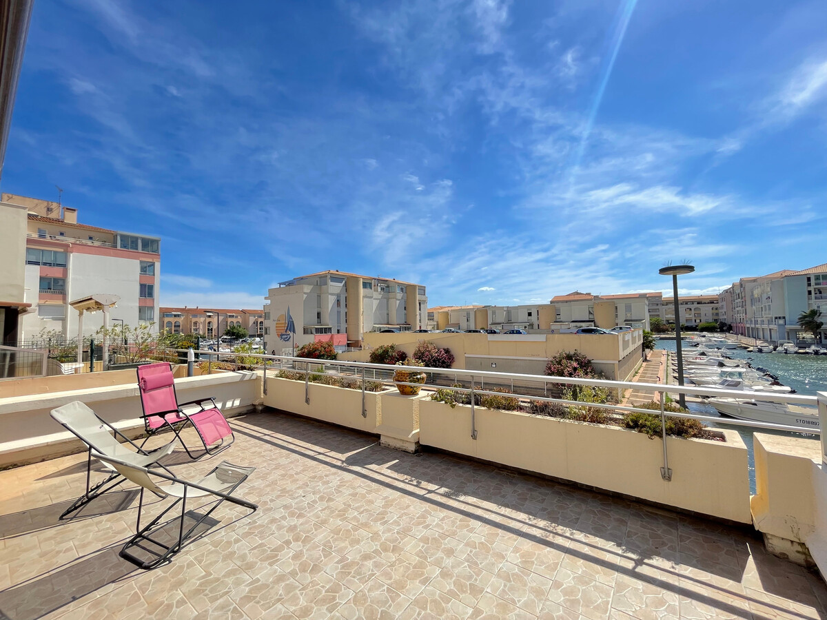 Appartement 2 pièces, véranda 24 m², vue marina à Sète - Photo 14