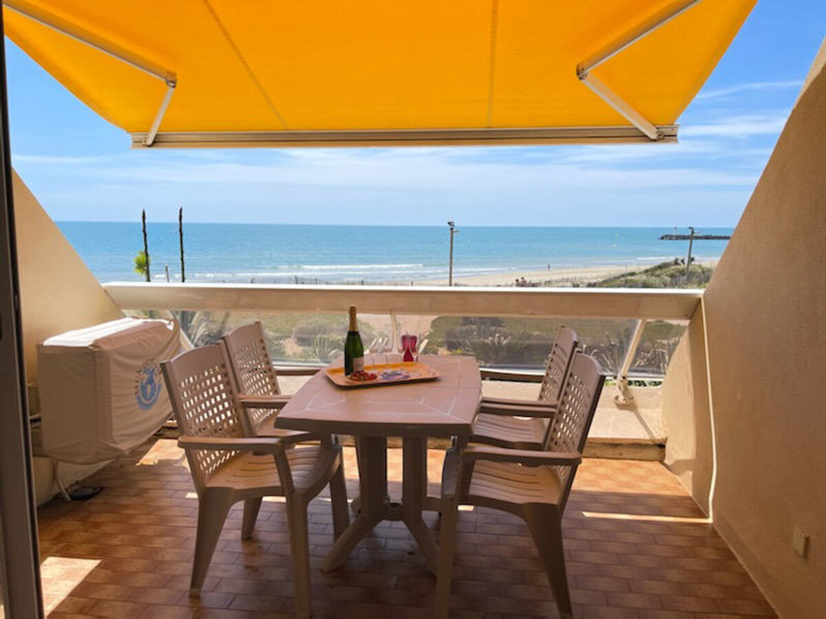 Studio climatisé 2 pers, terrasse vue mer, Cap d'Agde - Photo 3