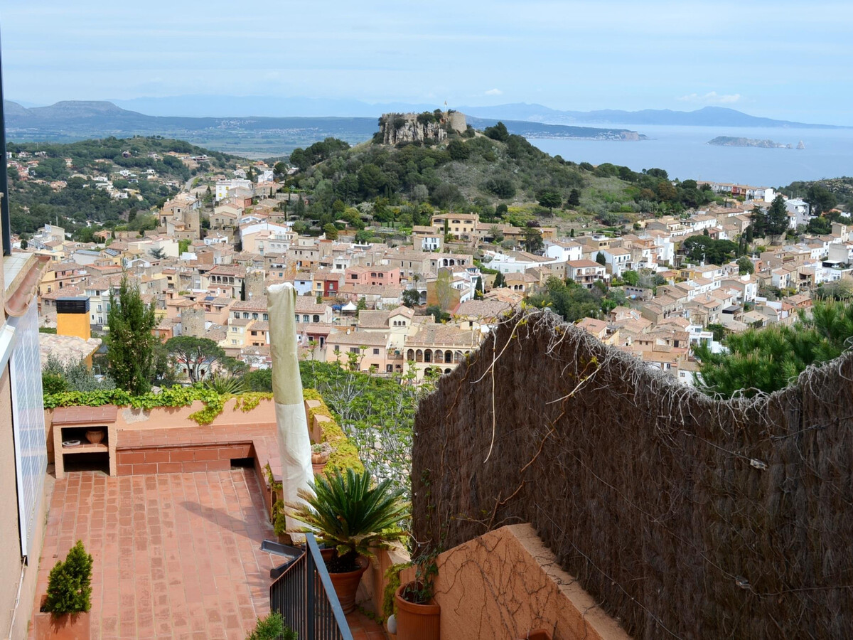 Appartement 125m² jardin privé, 400m du centre Begur - Photo 1