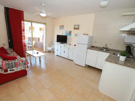Appartement Salou 50 m plage, climatisé, 2 chambres pour 6 pers. : photo 3