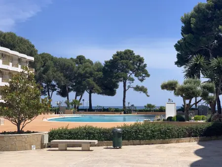 Location appartement à Cambrils, Appartement Luxe Front de Mer avec Piscine et Terrasse à Vilafortuny, Cambrils