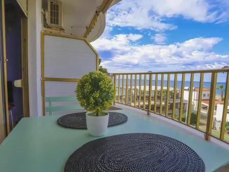 Appartement Luxe Front de Mer avec Piscine et Terrasse à Vilafortuny, Cambrils : photo 4