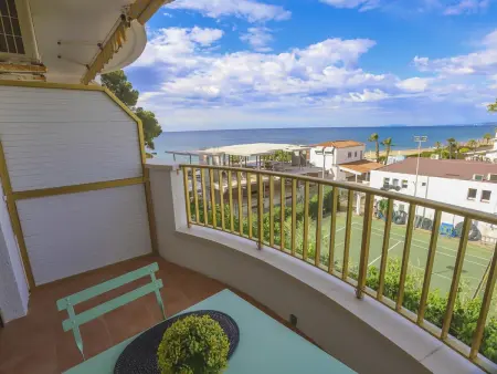 Appartement Luxe Front de Mer avec Piscine et Terrasse à Vilafortuny, Cambrils : photo 5