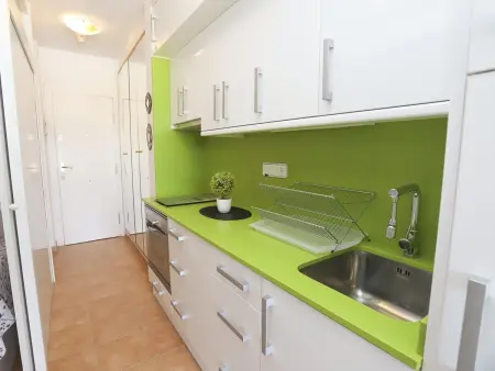Appartement Luxe Front de Mer avec Piscine et Terrasse à Vilafortuny, Cambrils : photo 10