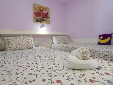 Appartement Luxe Front de Mer avec Piscine et Terrasse à Vilafortuny, Cambrils : photo 12