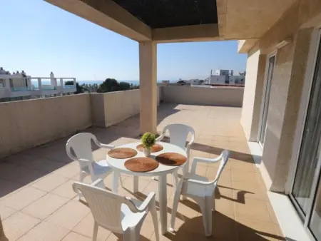 Location appartement à Salou, Superbe Attique avec Terrasse à 150m de la Plage et Piscine Commune à Salou