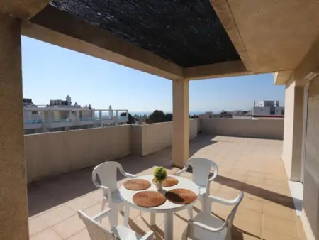 Attique 1 chambre avec terrasse à 150m de la plage : photo 2