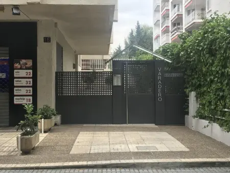 Attique 1 chambre avec terrasse à 150m de la plage : photo 3